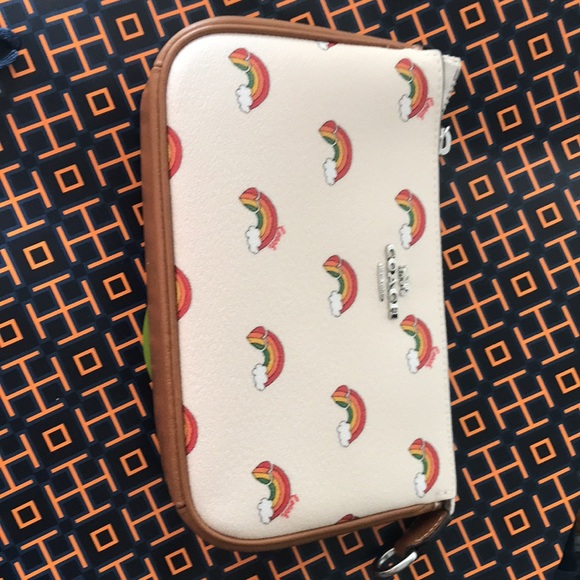 New Coach CJ657 Nolita 19 With Rainbow Print Wristlet Clutch Chalk Multi - Picture 6 of 6